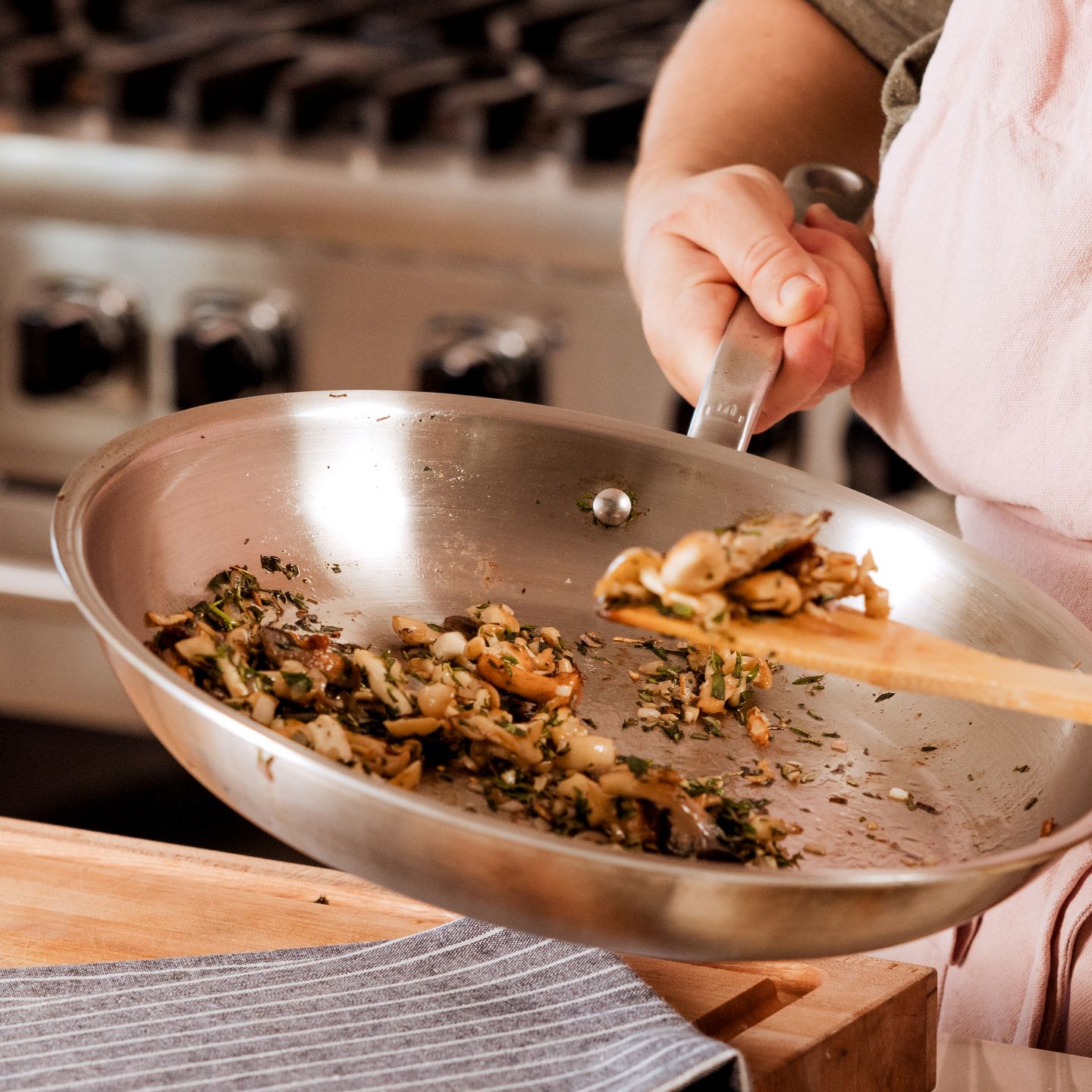 Stainless Clad Frying Pan, 12 Inch view 3