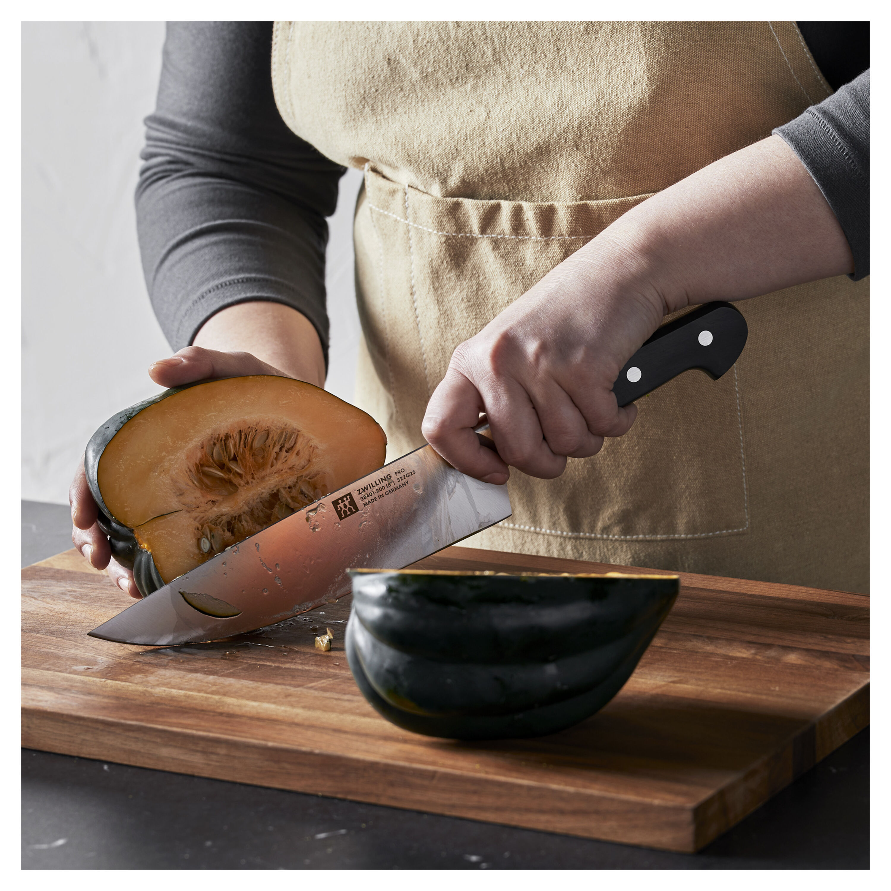Pro 8-inch Chef's Knife view 2